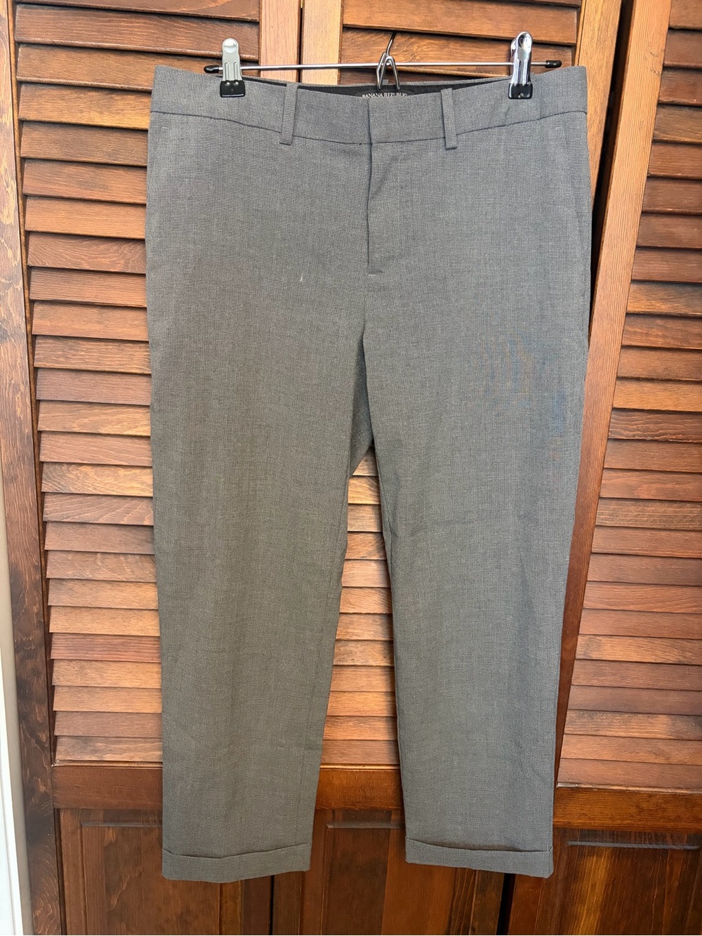 Banana Republic Women's Cropped Dress Pants in Gray